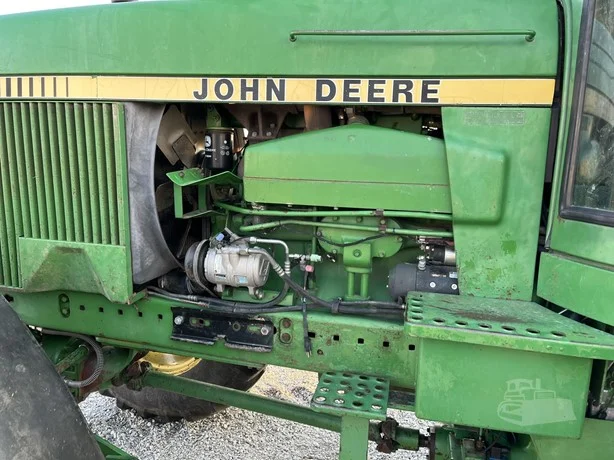 1984 JOHN DEERE 4850 TRACTOR - Image 4