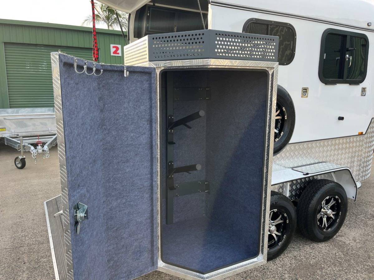 2 Horse Angle Load Standard Tandem 3500 kg ATM Float - Image 6