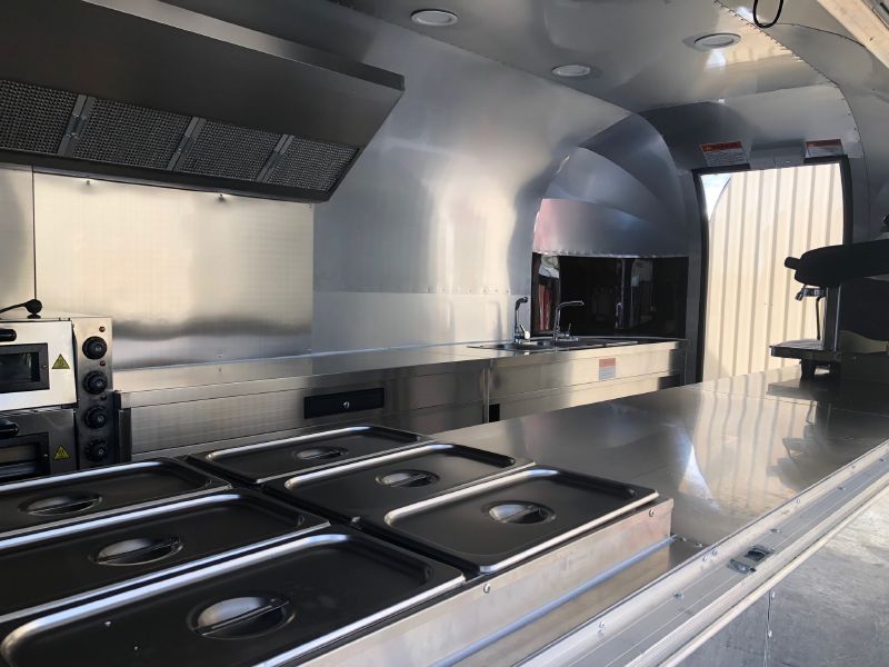 King Kong Air food trailer ready to go - Image 9