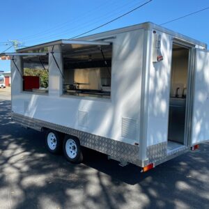 Supersize food trailer ready to go