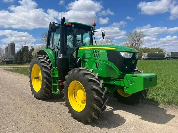 2018 John Deere 6155M 155 HP MFWD Tractor with Power Quad Transmission - Image 13