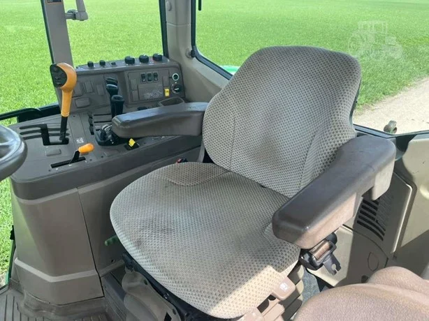 2018 John Deere 6155M 155 HP MFWD Tractor with Power Quad Transmission - Image 18