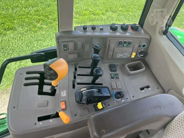 2018 John Deere 6155M 155 HP MFWD Tractor with Power Quad Transmission - Image 21