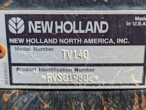 2002 New Holland TV140 140 HP 4WD Tractor with Hydrostatic Transmission - Image 5