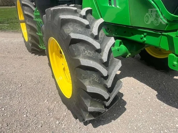 2018 John Deere 6155M 155 HP MFWD Tractor with Power Quad Transmission - Image 43