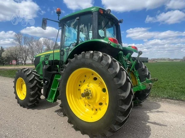 2018 John Deere 6155M 155 HP MFWD Tractor with Power Quad Transmission - Image 6