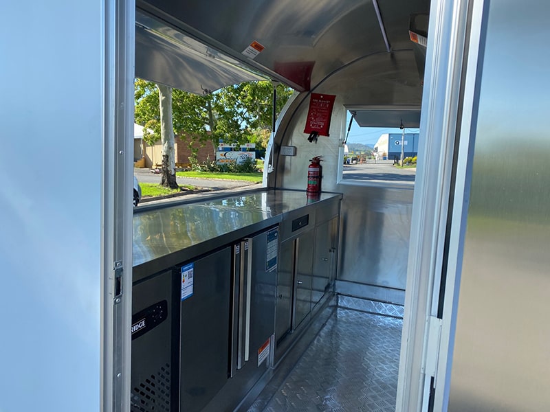 Large 3.0 food trailer ready to go - Image 20